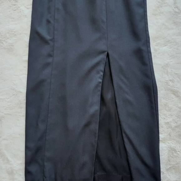 Black Maxi Halter Dress - Picture 10 of 15